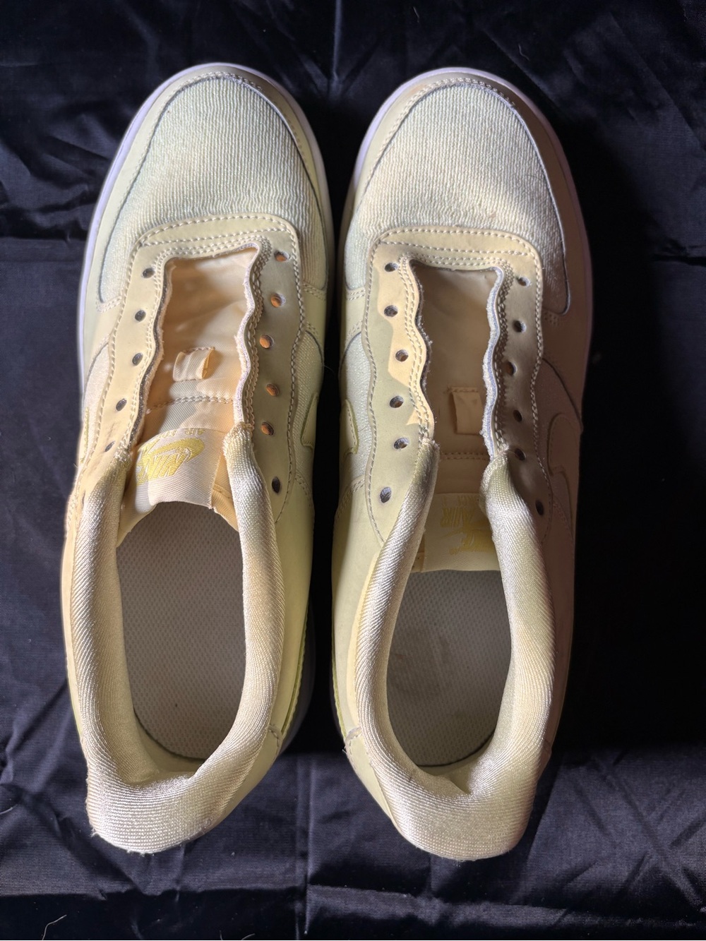 Nike Women's Low-Top Sneakers in Pale Yellow